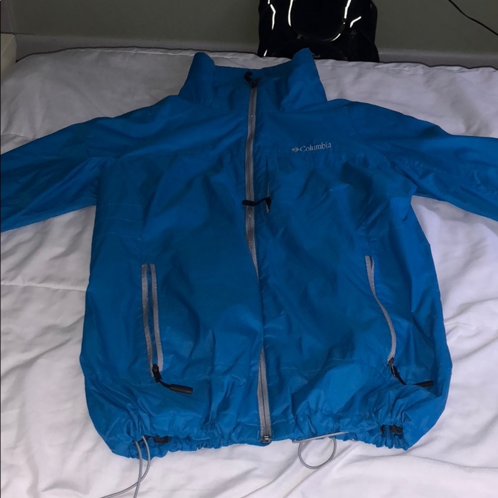 Wind breaker